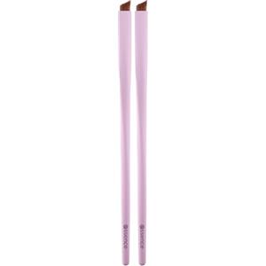 Essence Cosmetics essence Pennello per eyeliner, setole morbide e angolate per trucco occhi in gel, crema e cipria di precisione, bellezza vegana e cruelty free (Confezione da 2)
