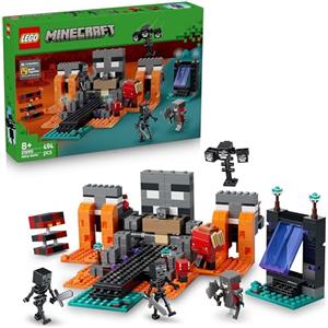 LEGO Minecraft Battaglia Contro il Wither - Giocattolo Interattivo con Guerriero Crimson, Strider, Cubo di Magma e 2 Figure di Scheletri Wither - Regalo per Gamer, Bambini e Bambine da 8 Anni - 21590