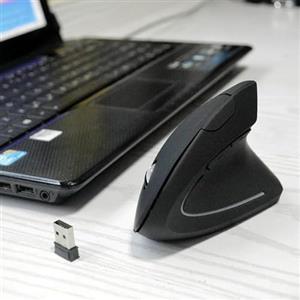 Comgooldool Mouse da gioco USB con cavo verticale ergonomico con clic silenzioso, design luminoso, tracciamento fotoelettrico preciso per una presa comoda e riduzione della tensione del polso, nero