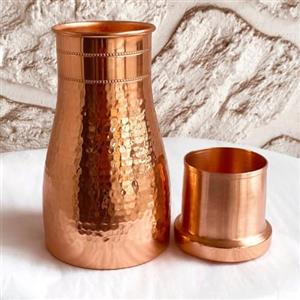 2activelife - Caraffa in rame martellato fatta a mano - Bottiglia d'acqua in rame puro per camera da letto, sport e yoga - Contenitore resistente con coperchio - Capacità 1000 ml