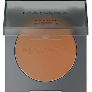 MÁDARA | AIR EQUAL Soft Silk Mineral Powder, #4 DEEP, 9 g - finitura opaca, cipria fissante e trucco in polvere, senza talco, dermatologicamente testato, certificato COSMOS Natural