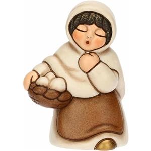 THUN - Donna con cesto di uova - ceramica - Collezione Presepe Classico - 5,7 x 4,7 x 8 cm