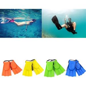 Getdoublerich Pinne da nuoto regolabili per bambini, per snorkeling e immersioni, antiscivolo, in EVA + PVC, con design aerodinamico, comode lame corte per principianti (dimensioni 14-18,5 cm)
