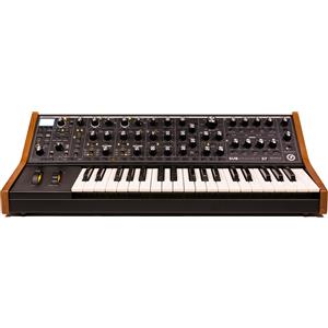 Moog SUBSEQUENT 37 Sintetizzatore professionale analogico parafonico a 37 tasti