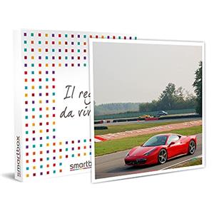 Smartbox - Cofanetto Regalo - Castelletto di Branduzzo: 3 Emozione3zionanti Giri alla Guida di Una Ferrari 458 - Idee Regalo Originale