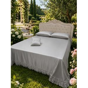 TexLom Copriletto Matrimoniale Laura Blasi Versailles Elegante con Balza in Pizzo Macramè con Cuscino Arredo Coordinato, Tessuto Traspirante Alta Qualità, Confezione Regalo in Scatola (Grigio)