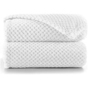 DecoKing Coperta Plaid Pile 70x150 cm per Letto Singolo Calda Accogliente e Spessa in Morbido Velluto Stile Scandinavo Per Letto Divano Sedia Tutte le Stagioni Bianco Henry