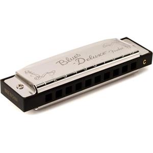 Fender Blues Deluxe - Armonica Diatonica in Do (C), 10 Fori, Copertura Cromata in Nichel, Comb in ABS, Suono Affidabile, Include Custodia e Panno