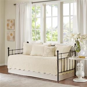 Madison Park Set copripiumino damascato alla moda con bordi smerlati per tutte le stagioni, biancheria da letto con mantovana abbinata, cuscino decorativo, 190,5 x 99,1 cm, color crema toscana