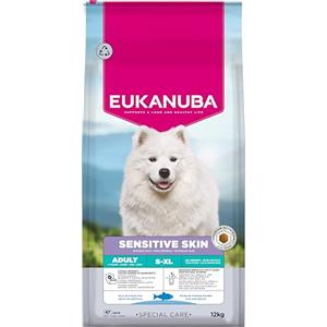 EUKANUBA Sensitive Skin - Crocchette per cani con pesce, 12 kg | Cibo secco premium specifico per cani adulti con pelle sensibile | Alimento ipoallergenico | Con omega 3 e 6