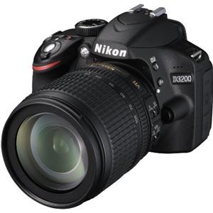 Nikon D3200 +18-105VR , Fotocamera Reflex, Colore Nero, Obiettivo incluso [Versione EU]