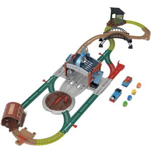 THOMAS & FRIENDS Fisher-Price Thomas & Friends Centro di Consegna Barili