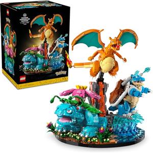 LEGO Pokémon Venusaur, Charizard e Blastoise - Kit di Modellismo 3D per Adulti - 3 Action Figure di Anime come Decorazione per la Camera o per la Scrivania - Idea Regalo da Collezione per Fan - 72153