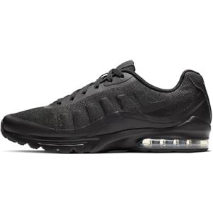 NIKE Men's Air Max Invigor Basketball Shoe