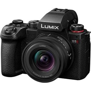 Panasonic Lumix S5 II Corpo Macchina Mirrorless Full Frame, con S-R1840E 18-40mm S Obiettivo, 4K 60P e 6k 30P, Schermo Ribaltabile, Wi-Fi, AF Ibrido di Fase Con 779 Punti, IS Attivo, Nero